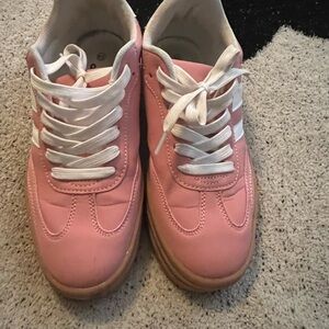 La Sheelah Pink Platform Sneakers with White Laces.  Very comfy!